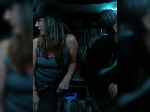 Live sex webcam photo for CumSquirtReal #275925776