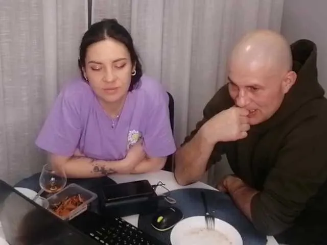 Live sex webcam photo for CumSquirtReal #277450587