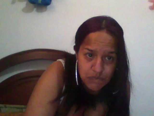 Live sex webcam photo for Cumbustiblex #272701278