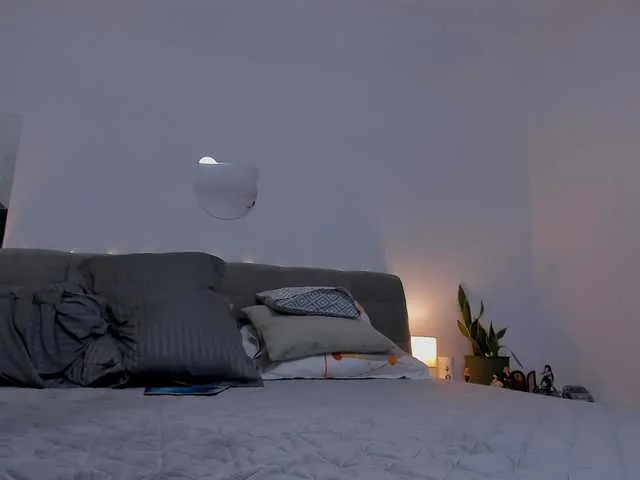 Live sex webcam photo for Cumcumforyouuu #292316679