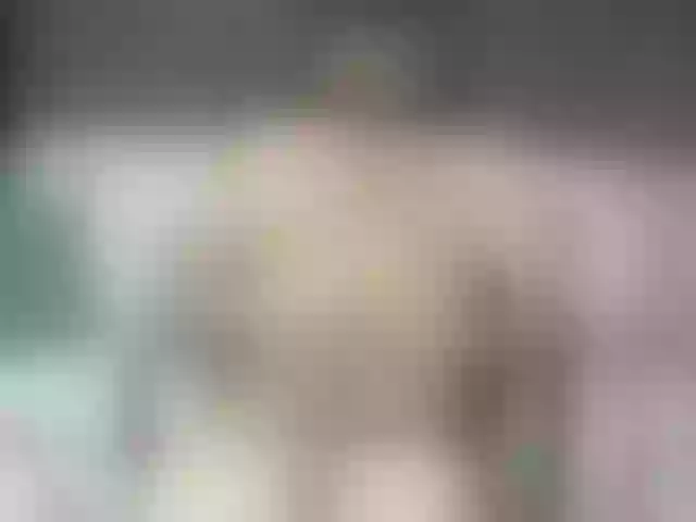 Live sex webcam photo for CurlyDiamond #282235946