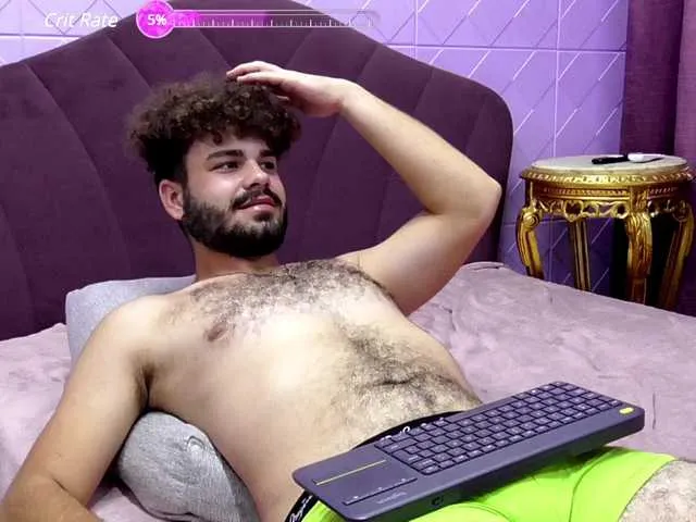 Live sex webcam photo for CurlyDiamond #289133772