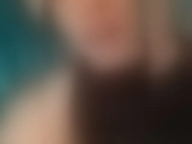 Live sex webcam photo for CurlyHanna #292470763