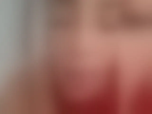 Live sex webcam photo for CurlyHanna #292477045