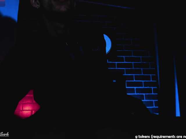 Live sex webcam photo for CurlyScarlett13 #292054280