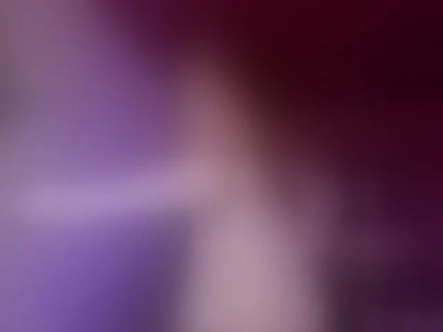 Live sex webcam photo for CurlyScarlett13 #292771255