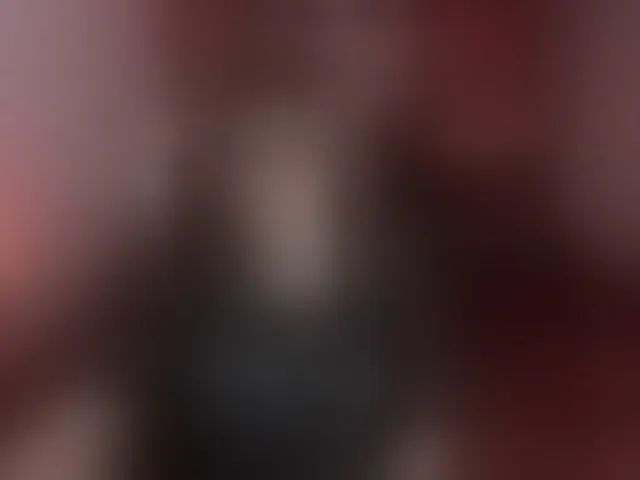 Live sex webcam photo for CurlyScarlett13 #293024169