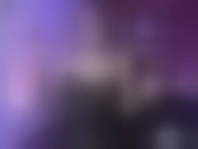 Live sex webcam photo for CurlyScarlett13 #293196783