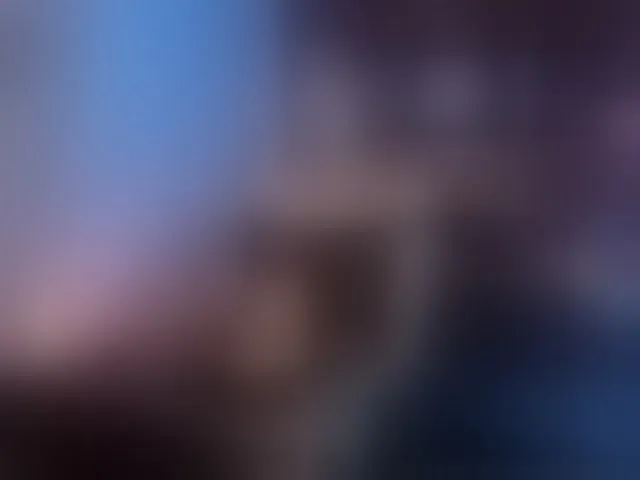 Live sex webcam photo for CurlyScarlett13 #293661752