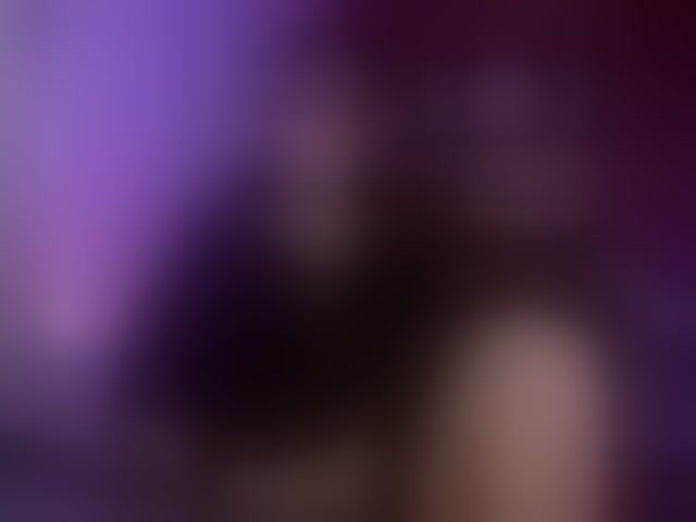 Live sex webcam photo for CurlyScarlett13 #293886806