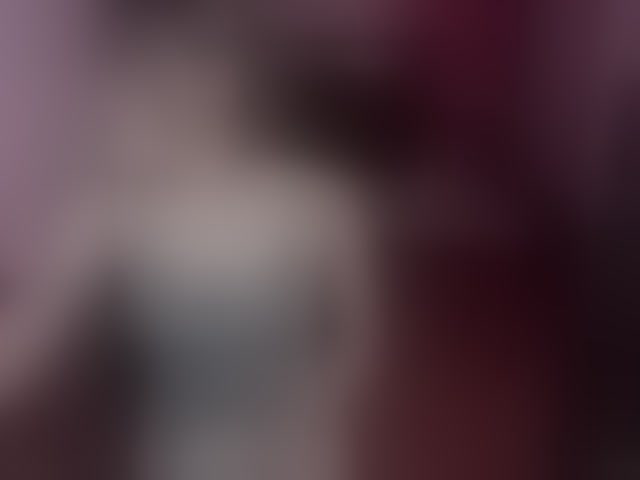 Live sex webcam photo for CurlyScarlett13 #294103506