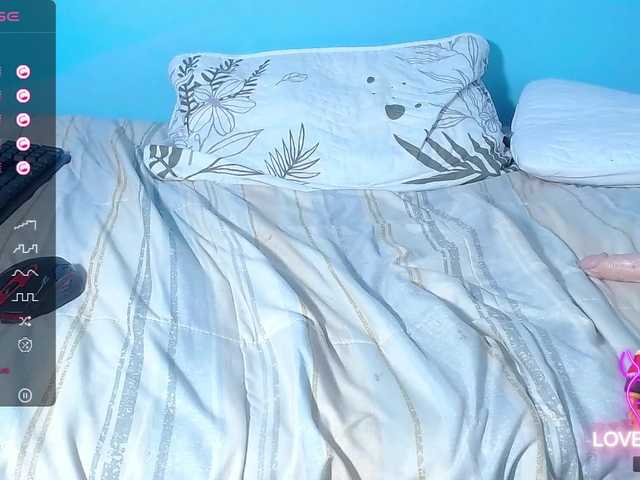 Live sex webcam photo for Curlyhornystepsis #288071159