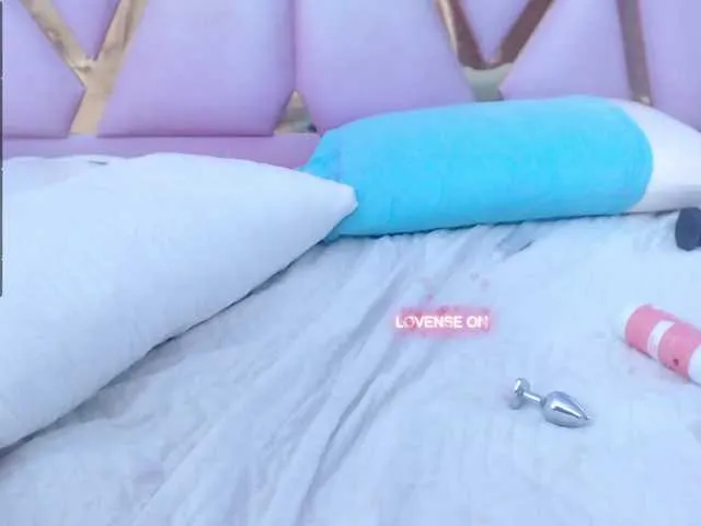 Live sex webcam photo for Curlyhornystepsis #288071326