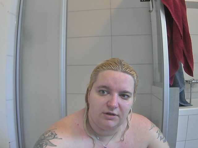 Live sex webcam photo for Curvy-Lucy #276668105