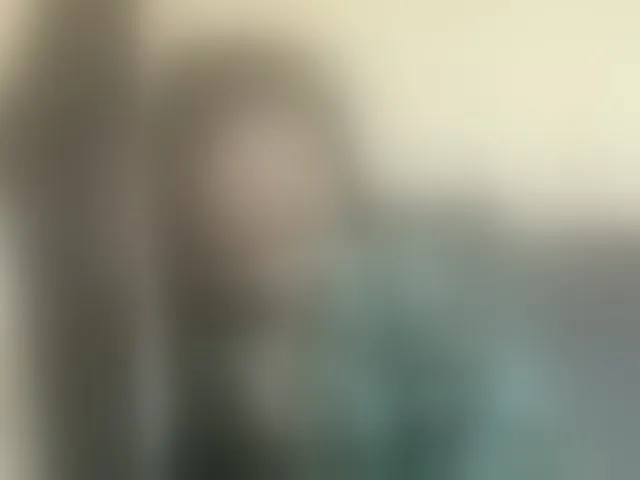 Live sex webcam photo for Curvy-maxy9 #292546593