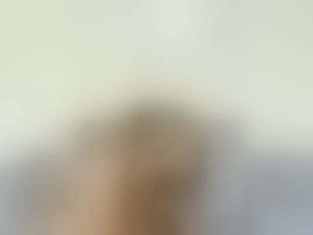 Live sex webcam photo for Curvy-maxy9 #293010220