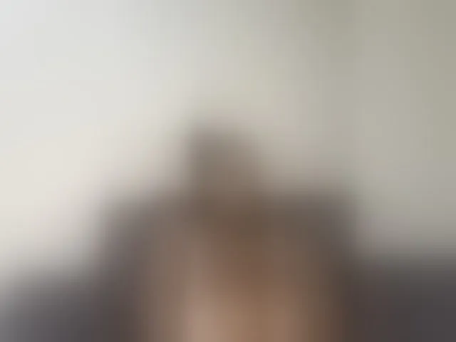Live sex webcam photo for Curvy-maxy9 #293531042