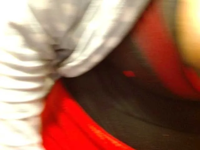 Live sex webcam photo for CurvyDimples #273505183