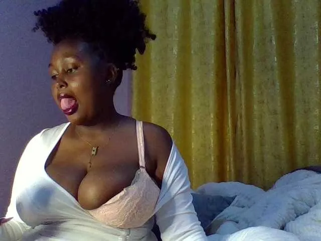 Live sex webcam photo for Curvysexy #292568461
