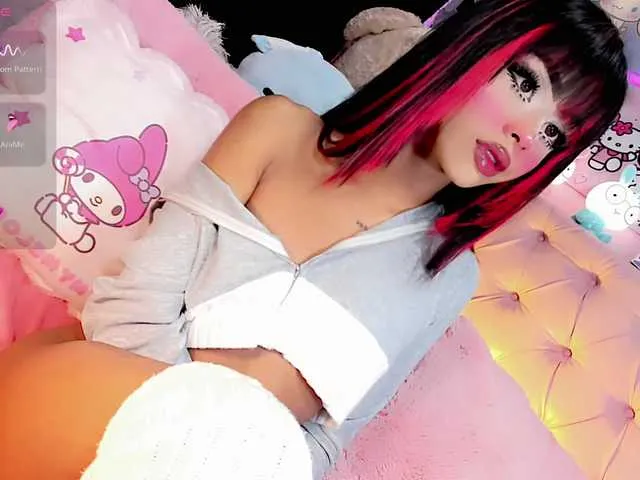 Live sex webcam photo for Cute-Roxxy #290683509
