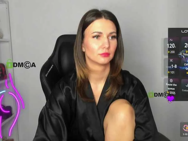 Live sex webcam photo for Cute-Shy #290614583