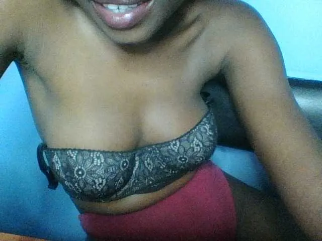 Live sex webcam photo for Cute-dall #293785535