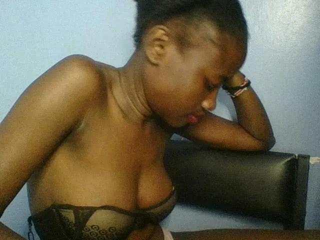 Live sex webcam photo for Cute-dall #293877487