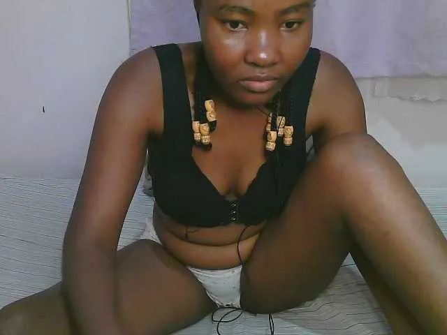 Live sex webcam photo for Cute-latasha #293929139