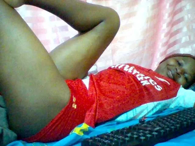 Live sex webcam photo for Cute-tashb #293410766
