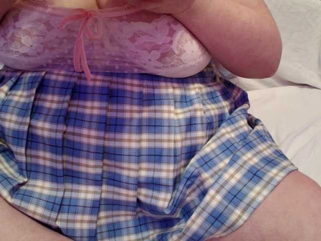 Live sex webcam photo for Cute-tension #272944233