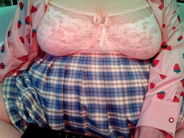 Live sex webcam photo for Cute-tension #273550064