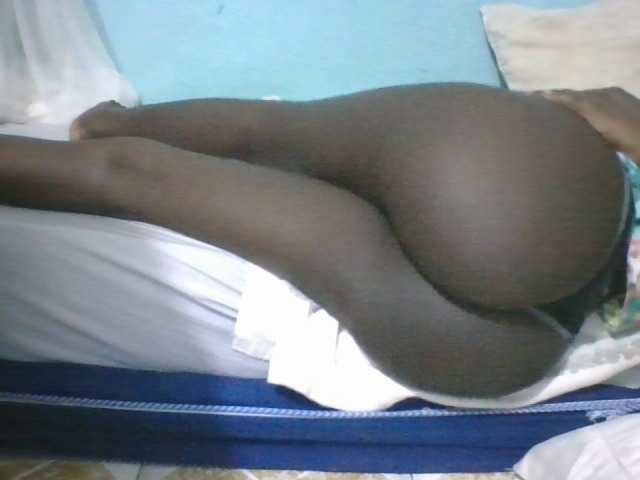 Live sex webcam photo for Cute-vee #290455835