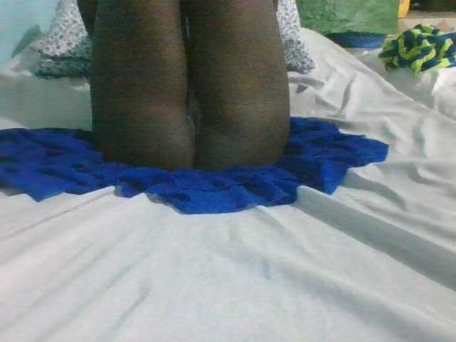 Live sex webcam photo for Cute-vee #290610645