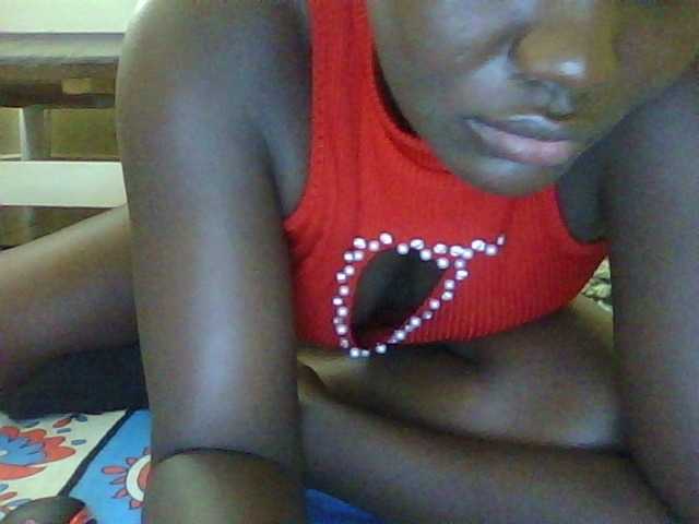 Live sex webcam photo for Cute-vee #291771868