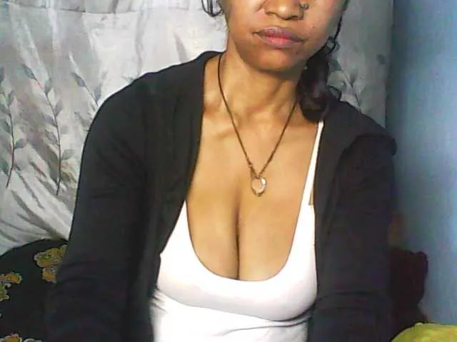 Live sex webcam photo for Cute0403 #290281437