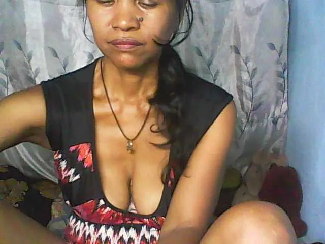 Live sex webcam photo for Cute0403 #290348068
