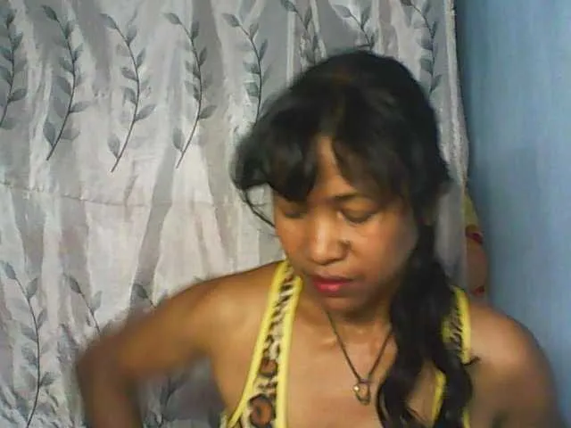 Live sex webcam photo for Cute0403 #290702301