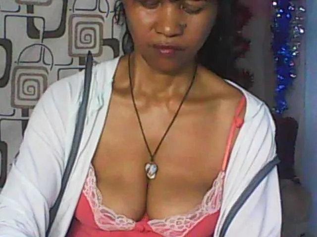 Live sex webcam photo for Cute0403 #292823441