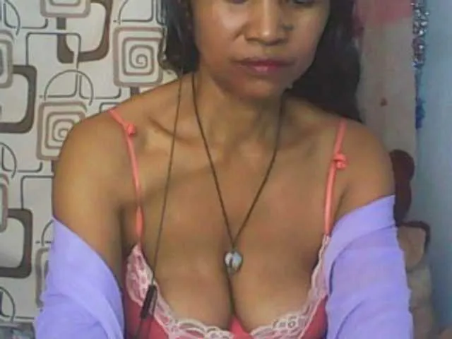 Live sex webcam photo for Cute0403 #293421866
