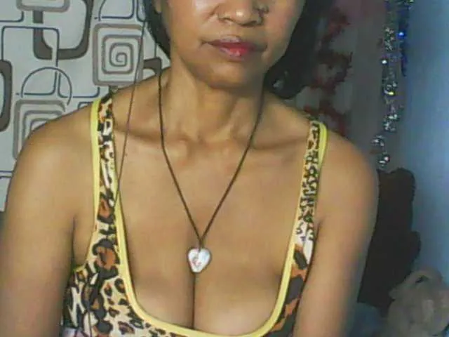 Live sex webcam photo for Cute0403 #293702014