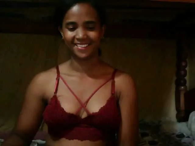 Live sex webcam photo for Cute69mimi #290600247