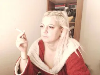 Live sex webcam photo for CuteJ #287901291