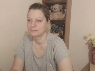 Live sex webcam photo for CuteJ #287901316