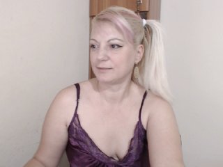 Live sex webcam photo for CuteJ #232955833