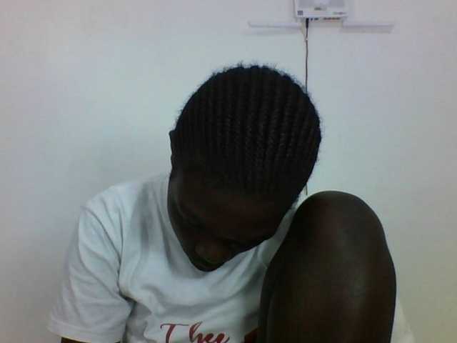 Live sex webcam photo for CuteVicky #291830269