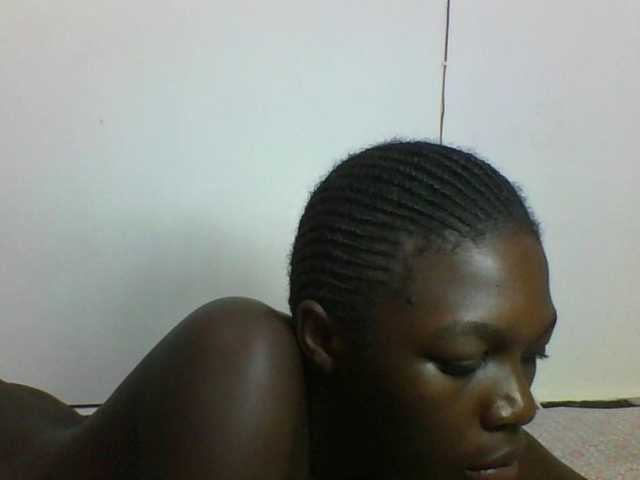 Live sex webcam photo for CuteVicky #291835696