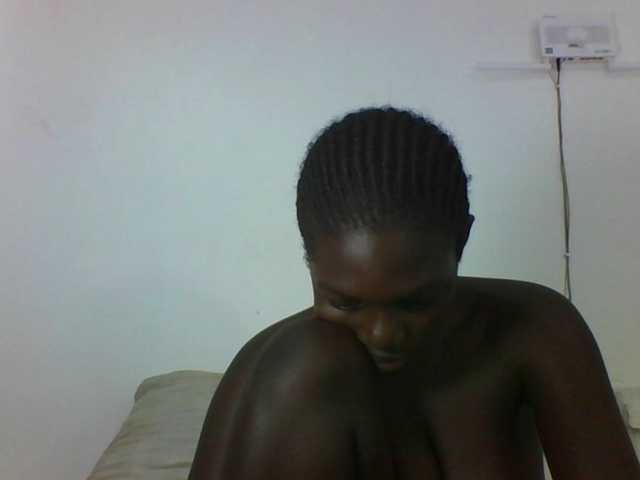 Live sex webcam photo for CuteVicky #291857449