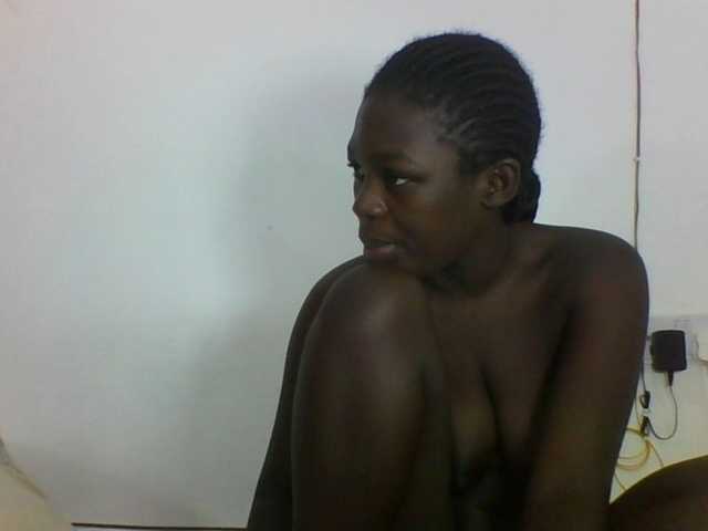 Live sex webcam photo for CuteVicky #291883795