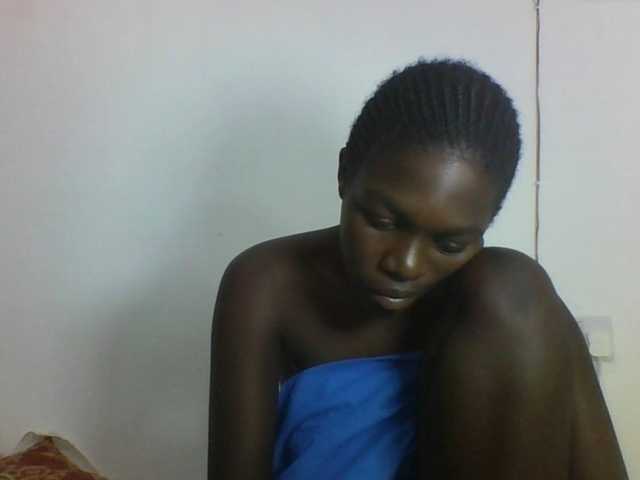 Live sex webcam photo for CuteVicky #291914751