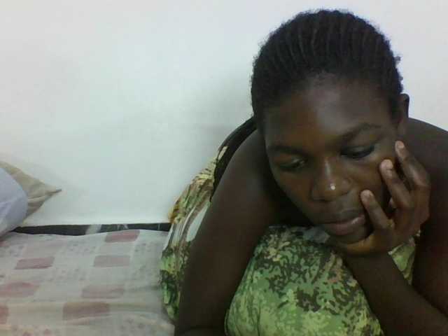 Live sex webcam photo for CuteVicky #291963707